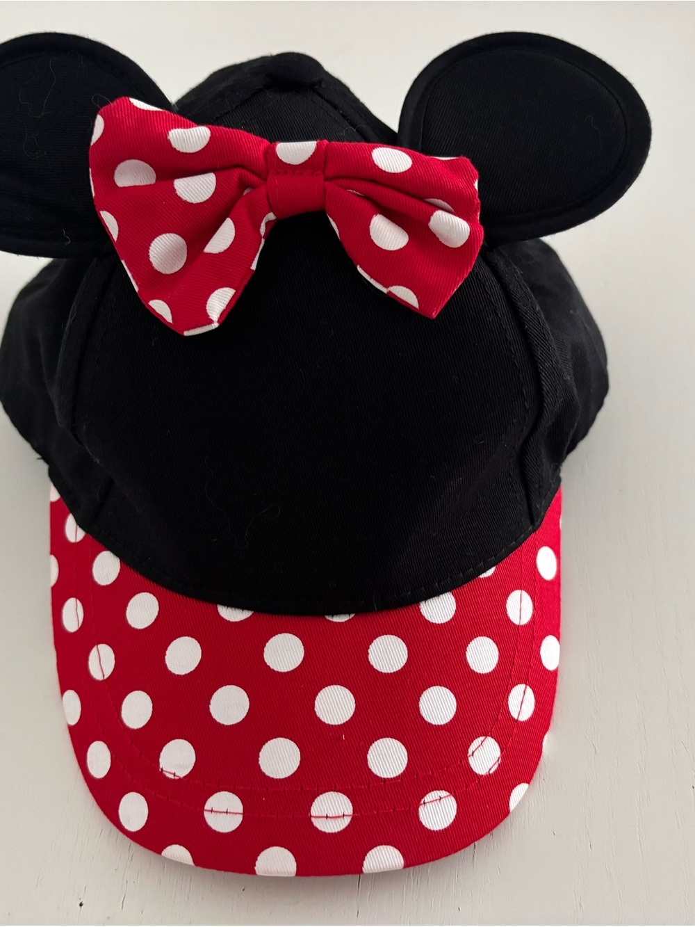 Disney Toddler Size Minnie Mouse Red Black White Dots Hat Velcro Adjustable